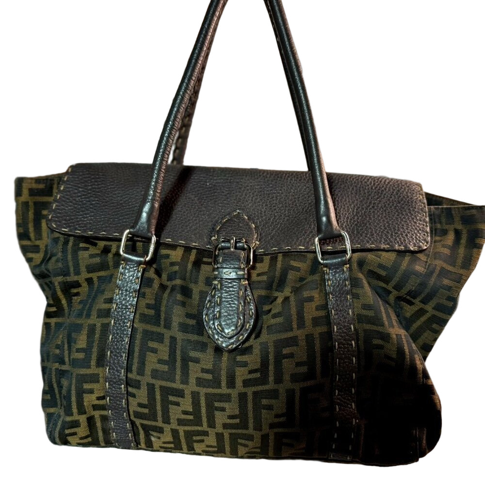 *Authentic* Fendi LINDA Tote